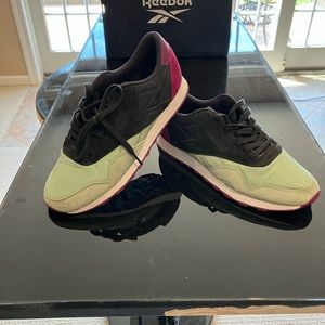Mens Reebok Size 11